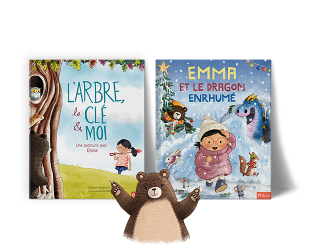 Une illustration montre un ours brun sympathique, les bras levés, devant deux livres pour enfants personnalisés intitulés L'Arbre, la clé et moi et Le dragon enrhumé, sur fond blanc.